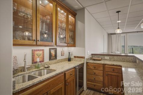 1638 Johns Ridge Parkway Lenoir NC 28645