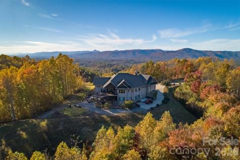 1638 Johns Ridge Parkway Lenoir NC 28645