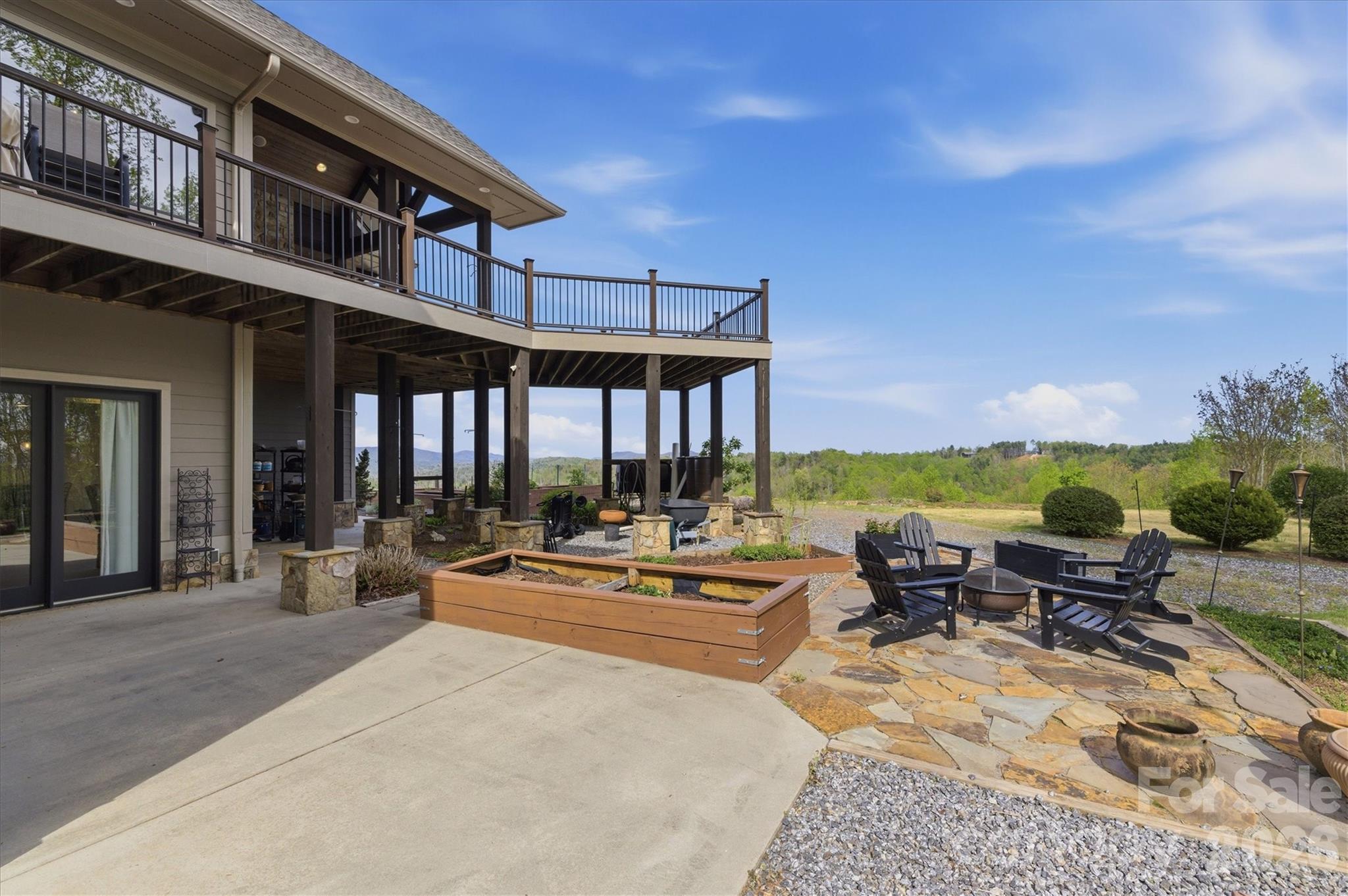 1638 Johns Ridge Parkway Lenoir NC 28645