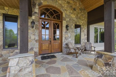 1638 Johns Ridge Parkway Lenoir NC 28645