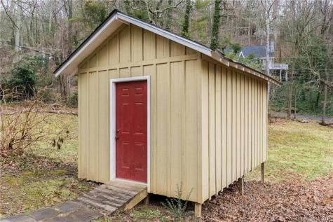 21 Woodcrest Road Asheville NC 28804