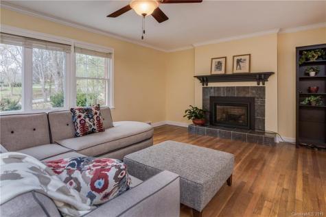 21 Woodcrest Road Asheville NC 28804