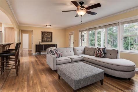 21 Woodcrest Road Asheville NC 28804