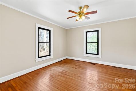 5135 Tucker Avenue Kannapolis NC 28081