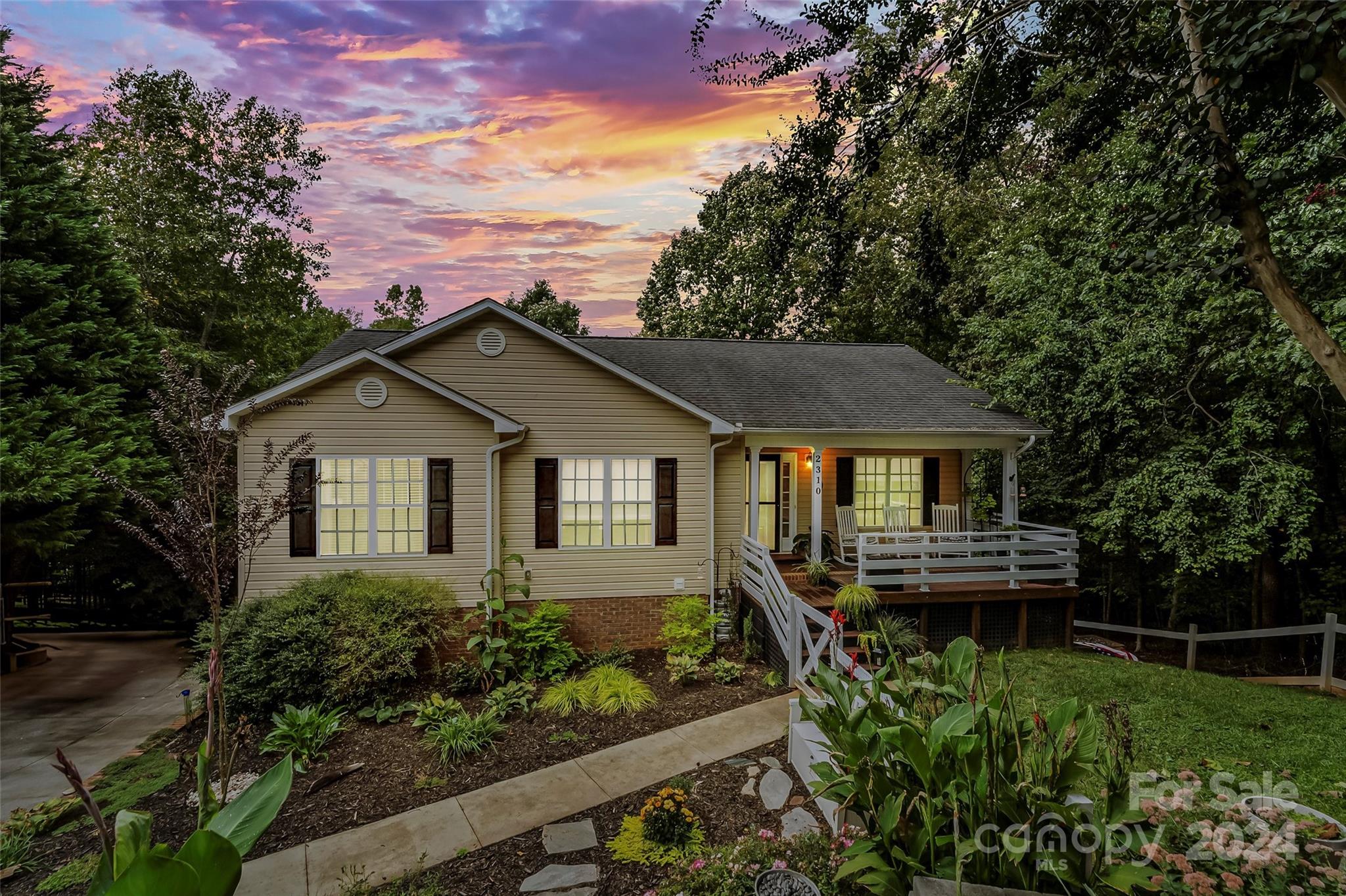 2310 39th Avenue Court NE Hickory NC 28601
