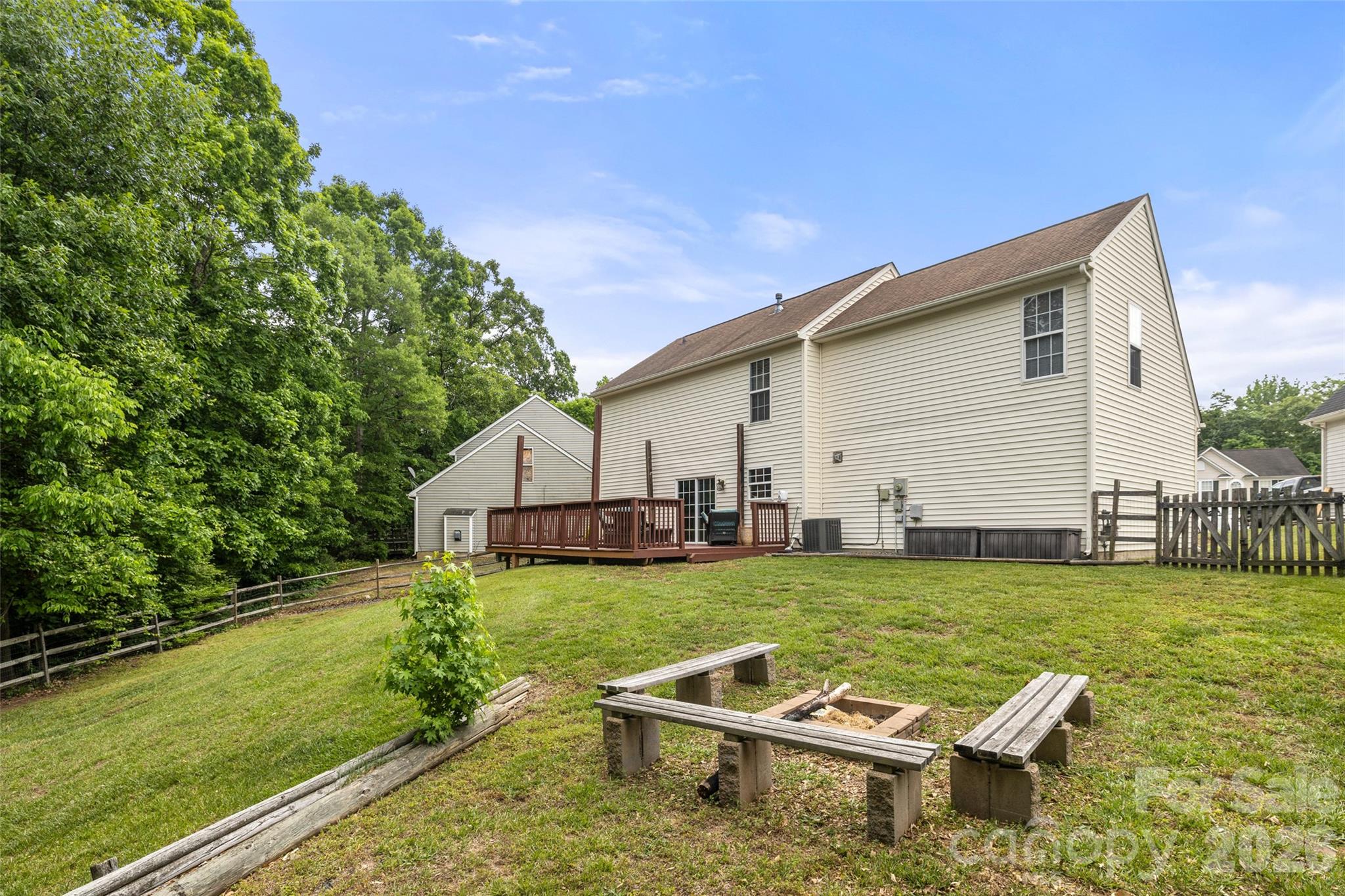 1315 Red Tallen Court Charlotte NC 28214