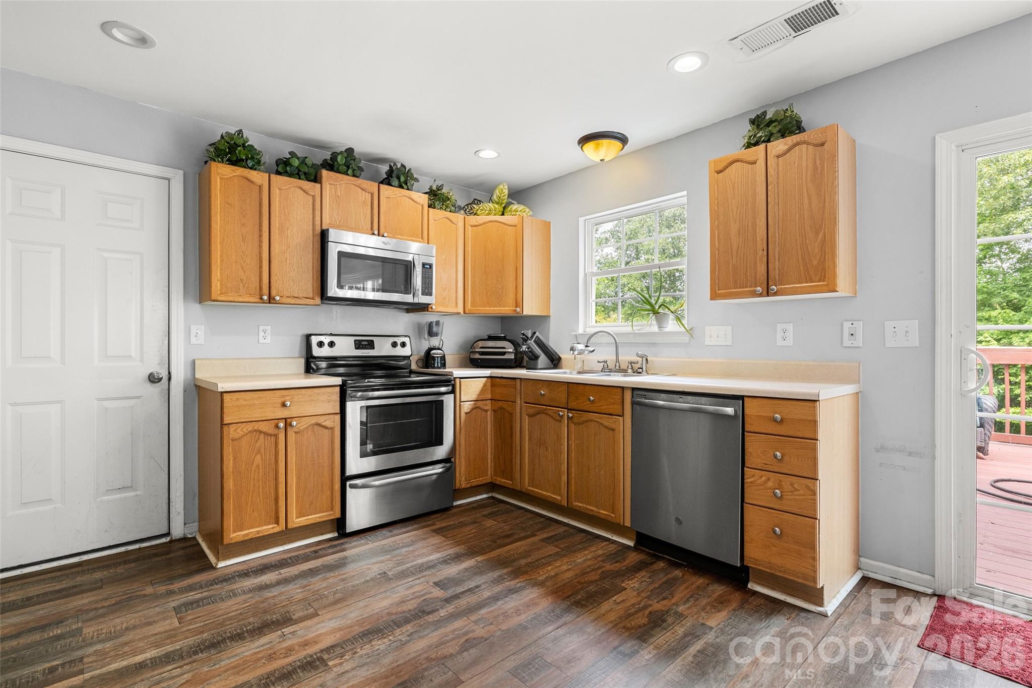 1315 Red Tallen Court Charlotte NC 28214