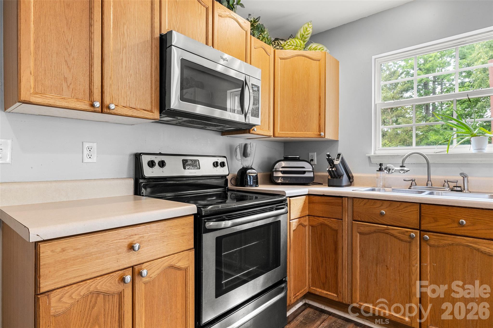 1315 Red Tallen Court Charlotte NC 28214