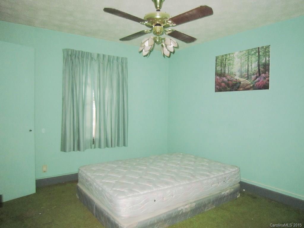 9 Brookside Circle Candler NC 28715