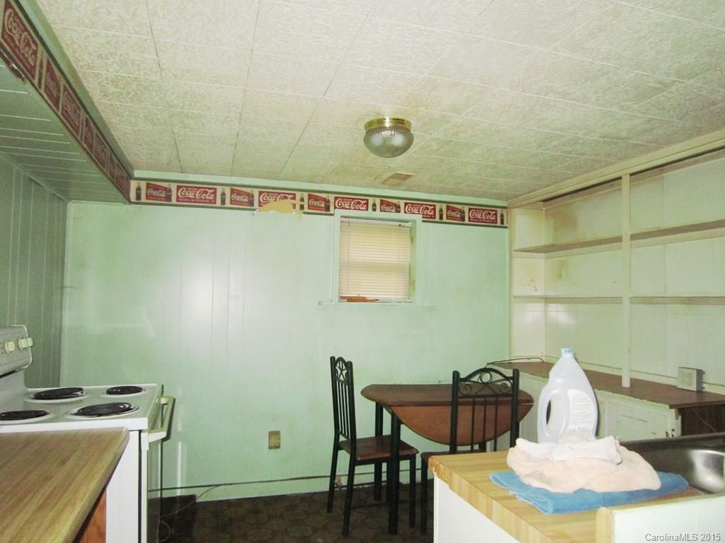 9 Brookside Circle Candler NC 28715