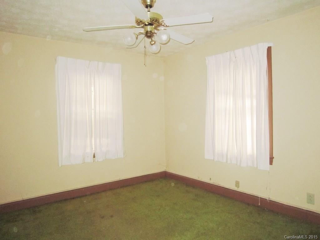 9 Brookside Circle Candler NC 28715