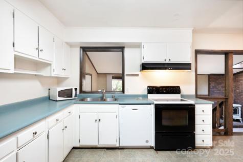 14 Wagon Road Asheville NC 28805