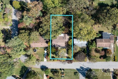 14 Wagon Road Asheville NC 28805