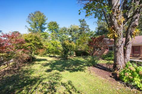 14 Wagon Road Asheville NC 28805