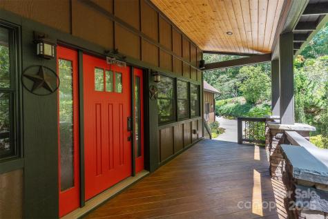 81 Robinhood Road Asheville NC 28804