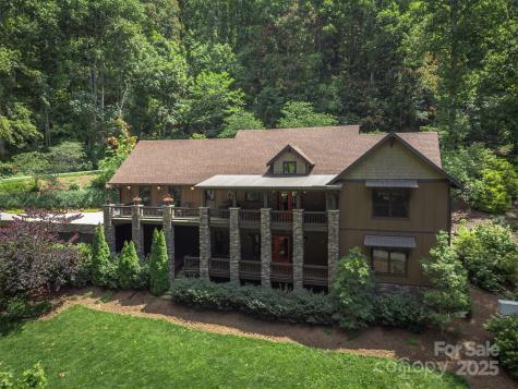 81 Robinhood Road Asheville NC 28804