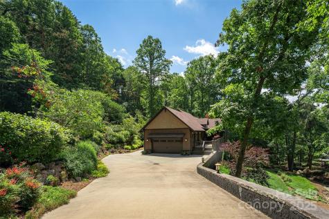 81 Robinhood Road Asheville NC 28804