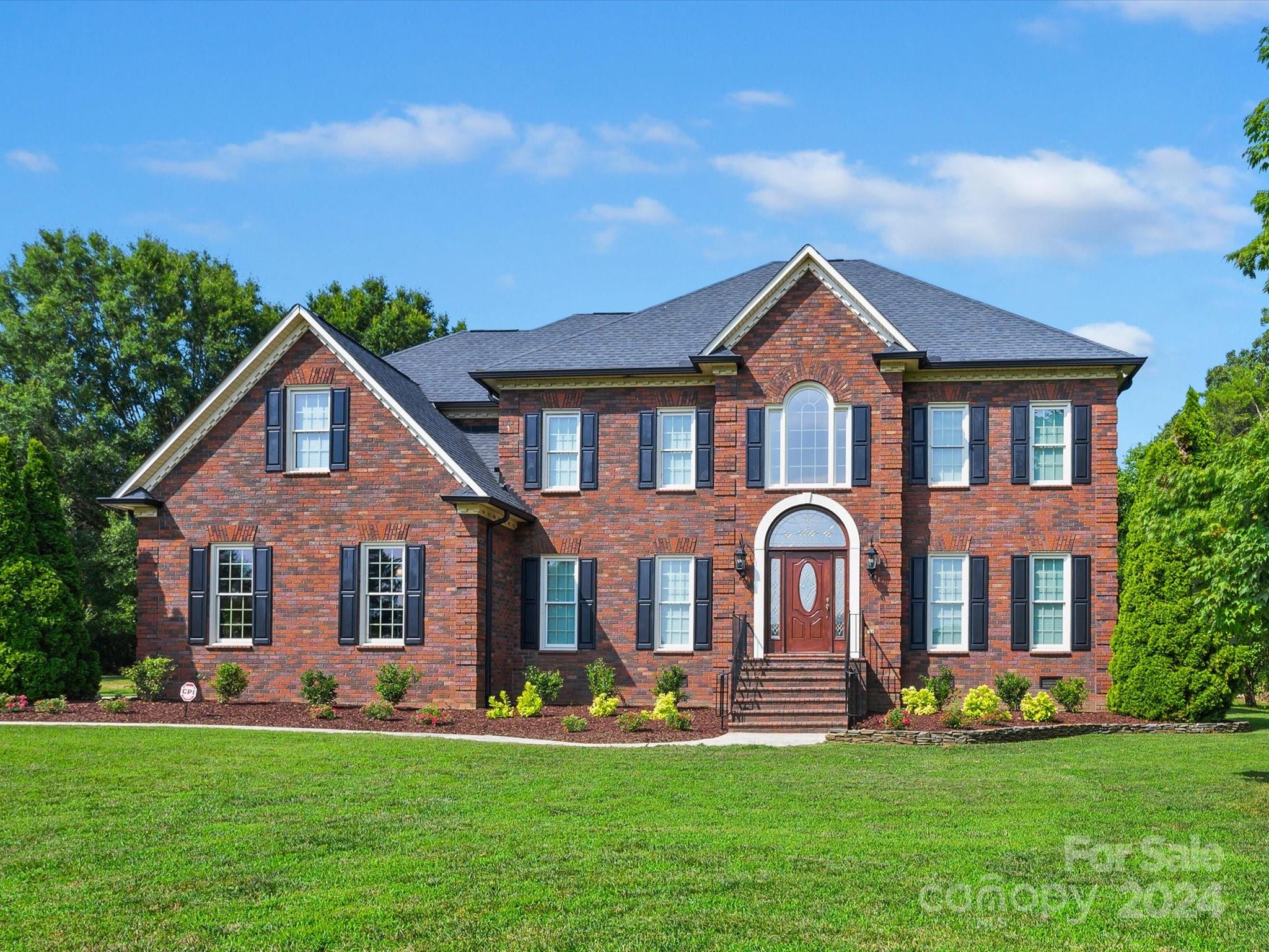 8320 Knights Court Harrisburg NC 28075