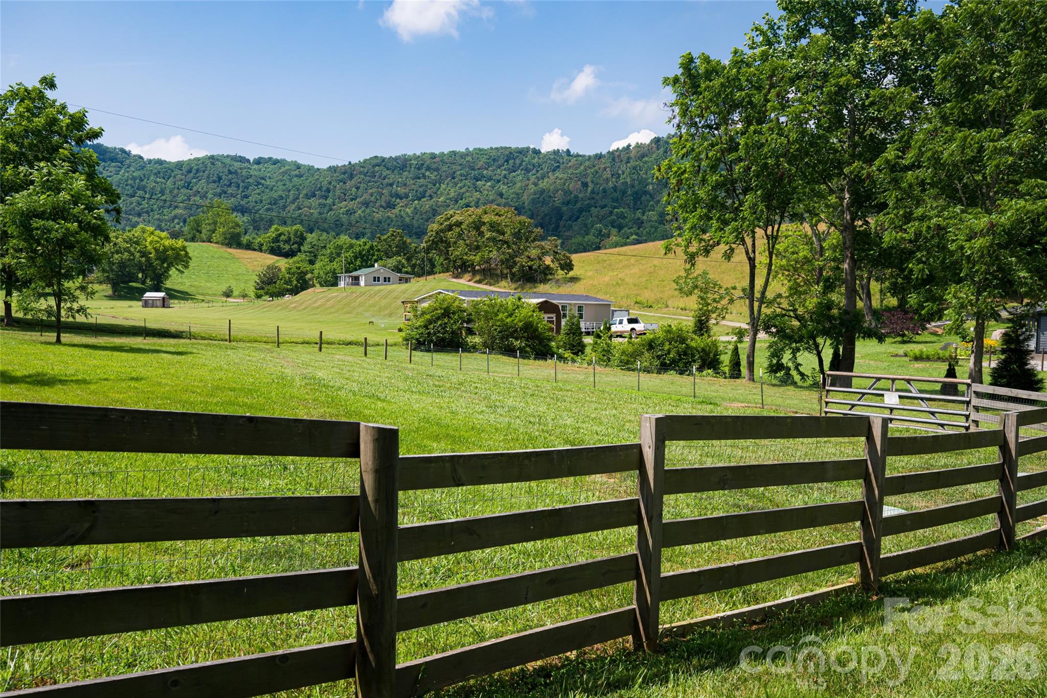 43 Upper Herron Cove Road Weaverville NC 28787