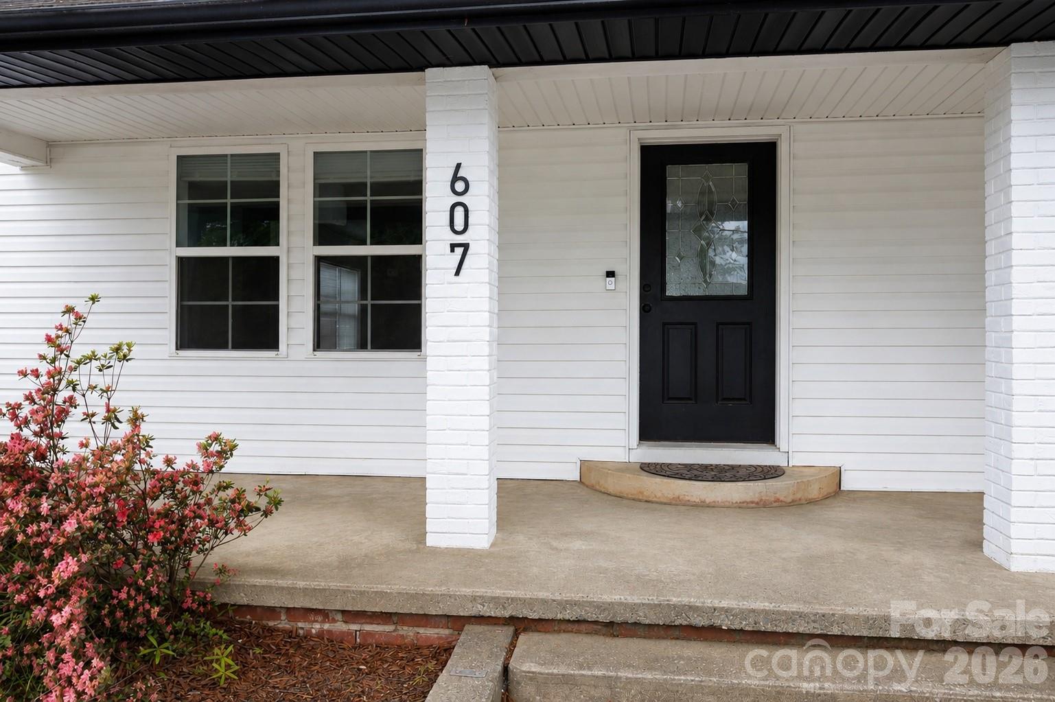 607 Old Charlotte Road SW Concord NC 28027