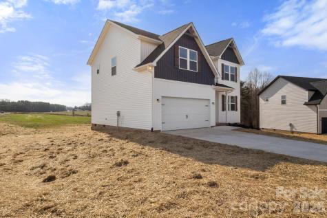 105 Indian Wells Court Harmony NC 28634