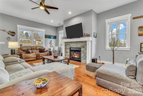 14 Cider Hill Lane Hendersonville NC 28792