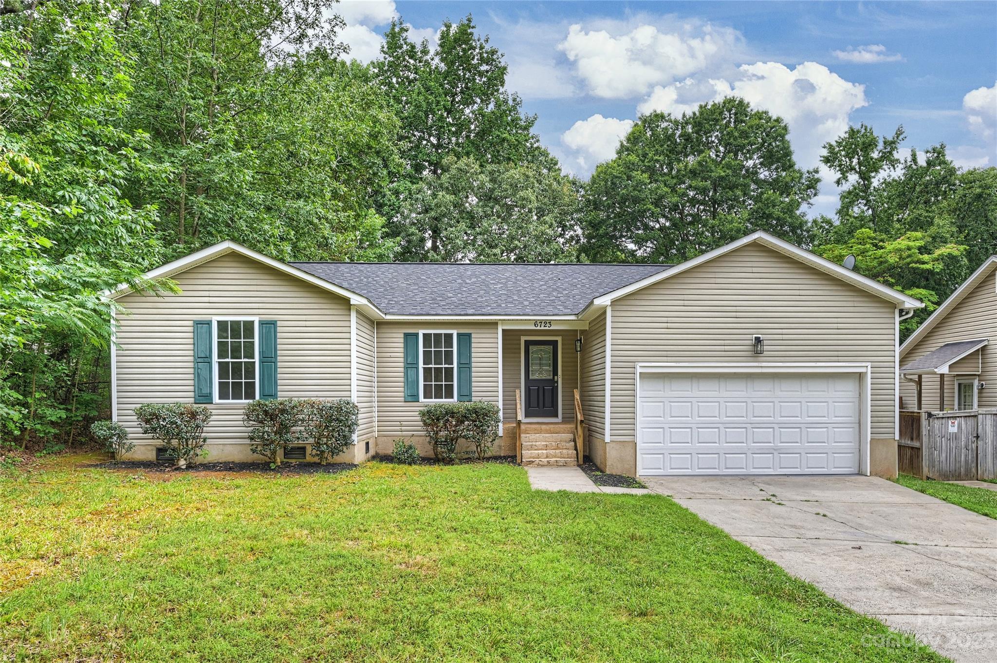 6723 Elgywood Lane Charlotte NC 28213