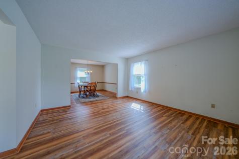 10 Arrow Place Asheville NC 28805