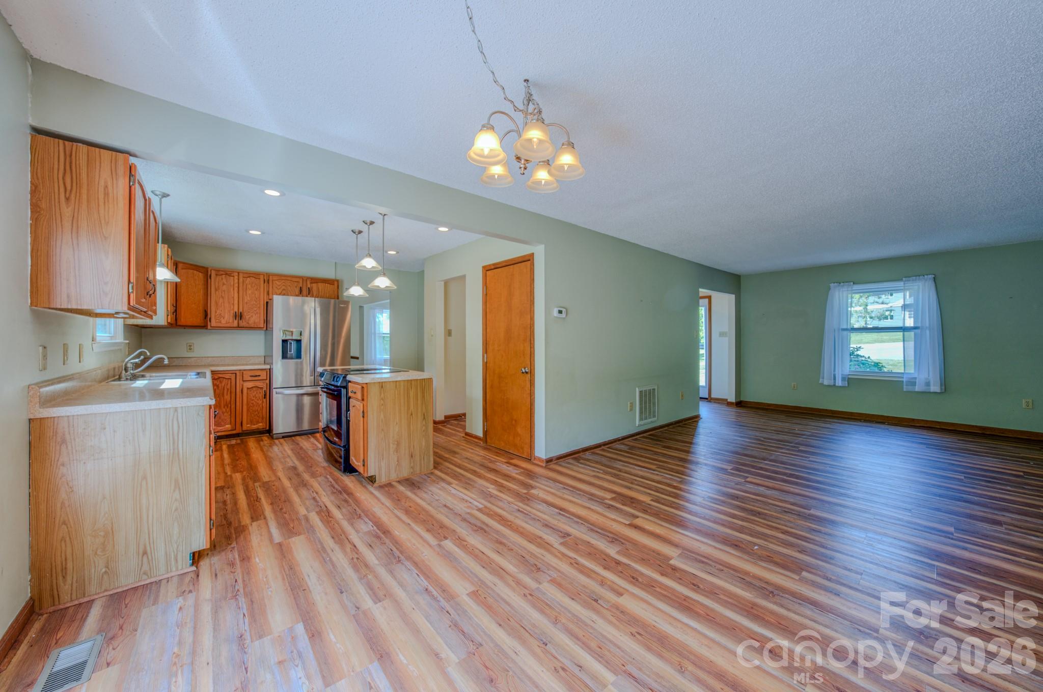 10 Arrow Place Asheville NC 28805