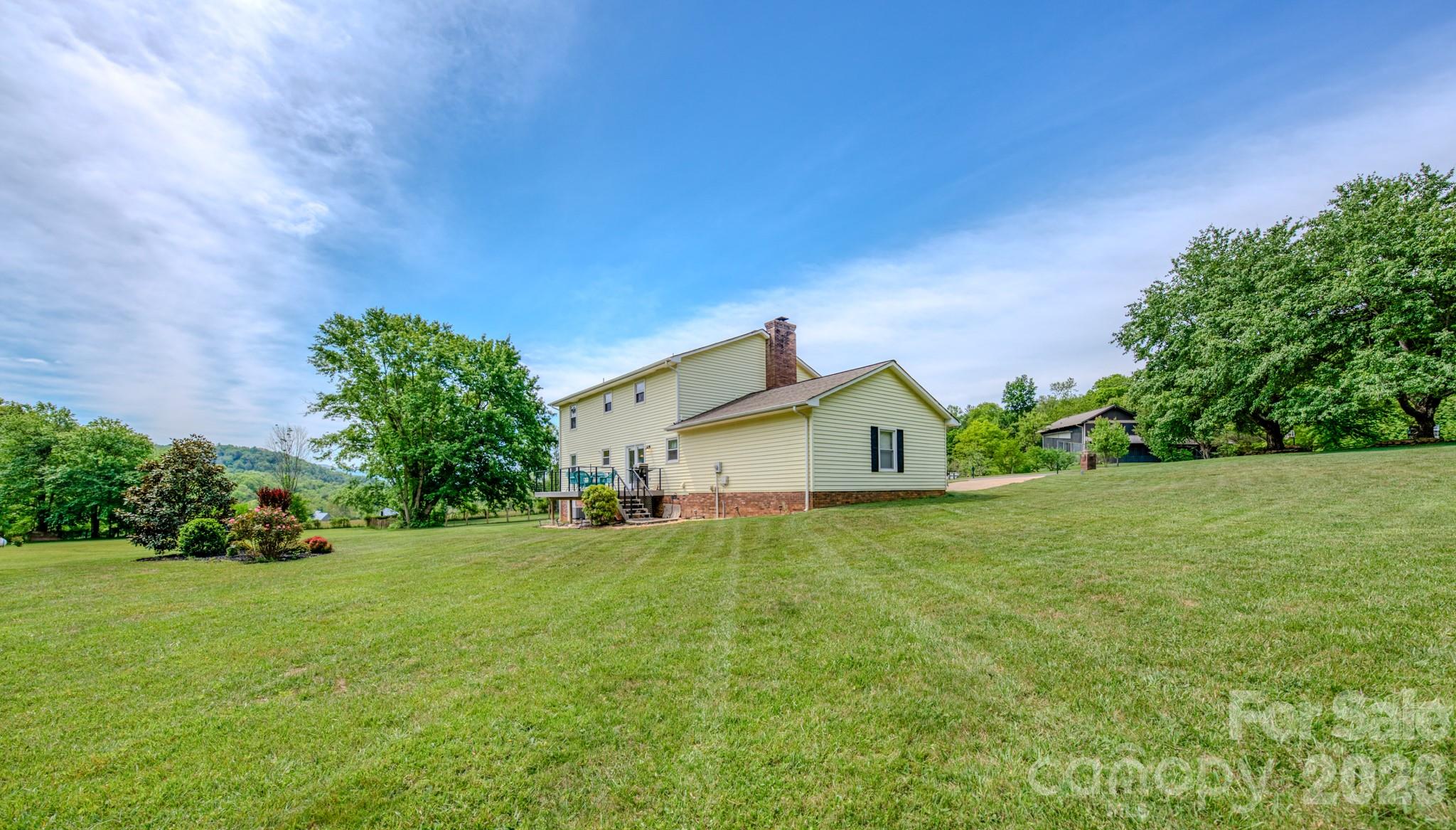 10 Arrow Place Asheville NC 28805