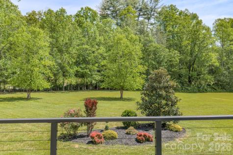 10 Arrow Place Asheville NC 28805