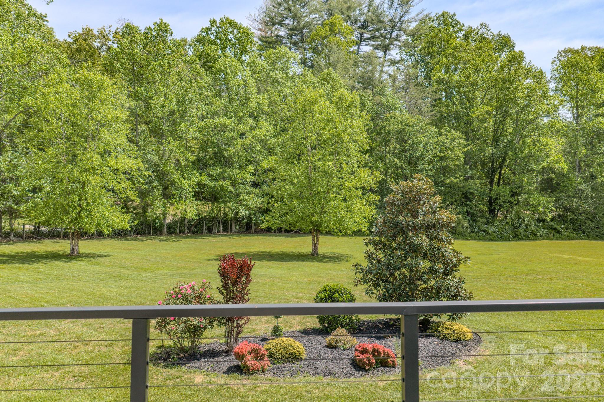 10 Arrow Place Asheville NC 28805