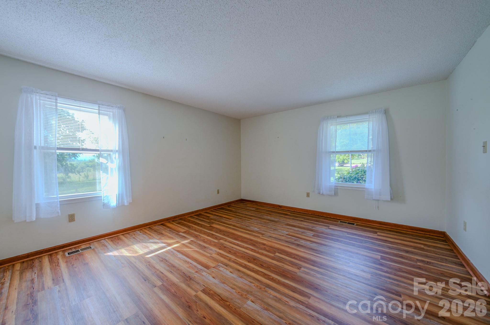 10 Arrow Place Asheville NC 28805