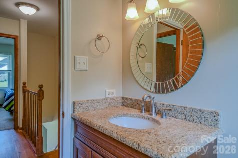 10 Arrow Place Asheville NC 28805