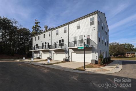 4007 Bourne Court Charlotte NC 28262