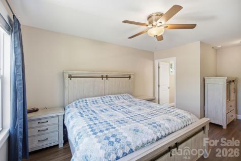 9 Half Moon Drive Swannanoa NC 28778
