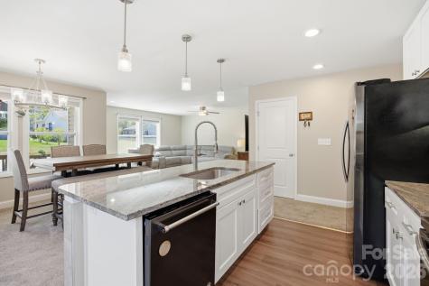9 Half Moon Drive Swannanoa NC 28778