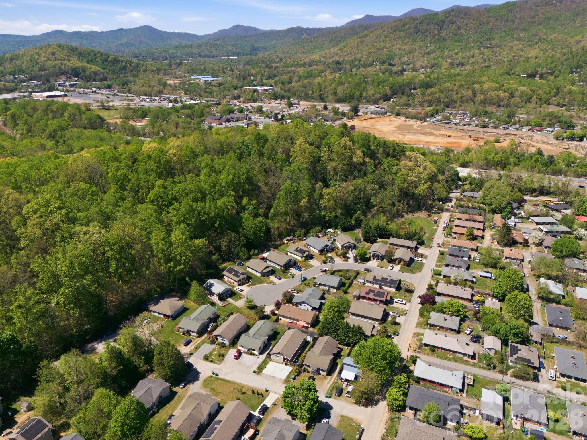 9 Half Moon Drive Swannanoa NC 28778