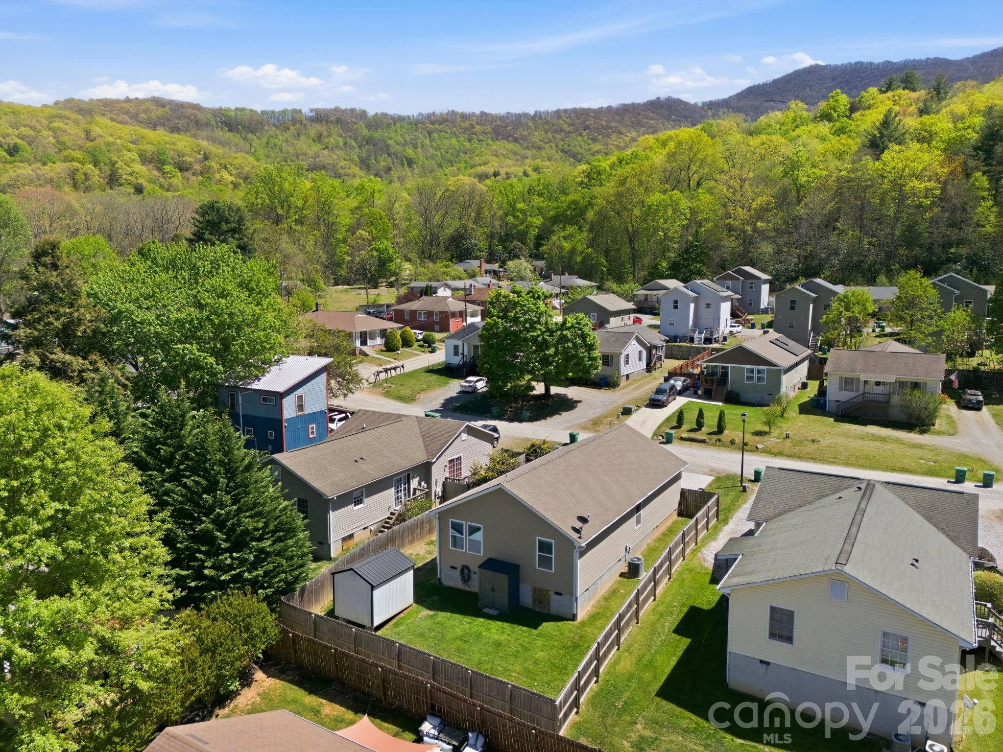 9 Half Moon Drive Swannanoa NC 28778