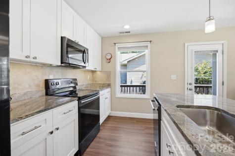 9 Half Moon Drive Swannanoa NC 28778