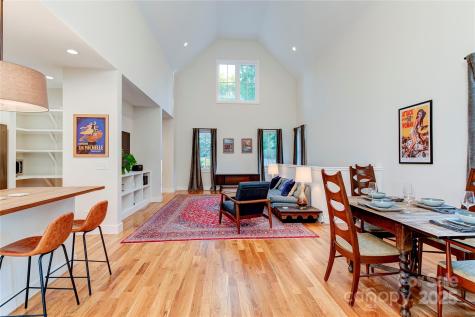 12 Waverly Road Asheville NC 28803