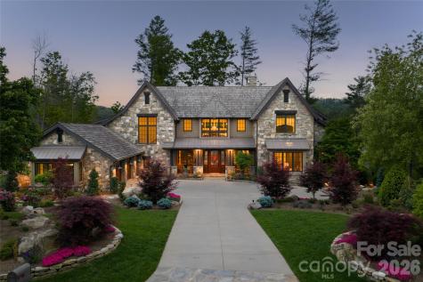 18 Fairsted Drive Asheville NC 28803