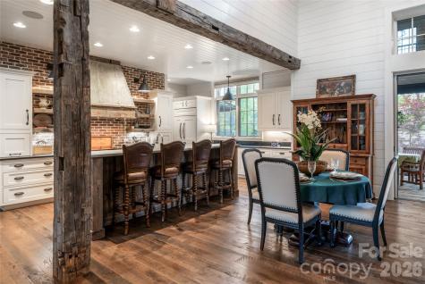 18 Fairsted Drive Asheville NC 28803