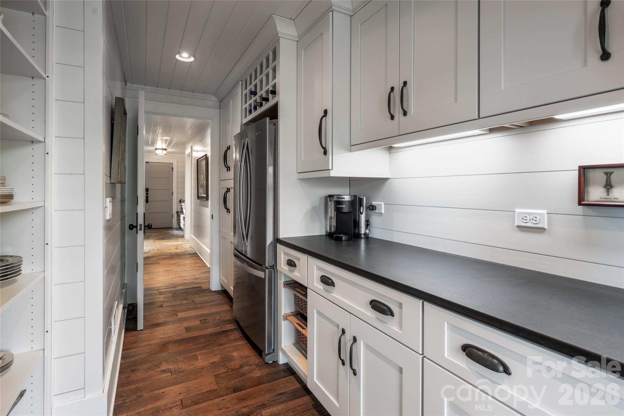 18 Fairsted Drive Asheville NC 28803
