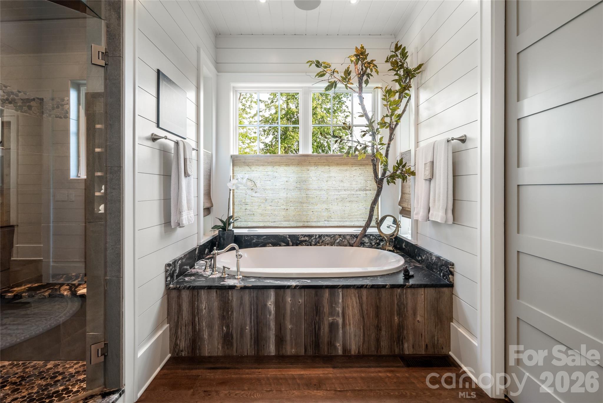 18 Fairsted Drive Asheville NC 28803