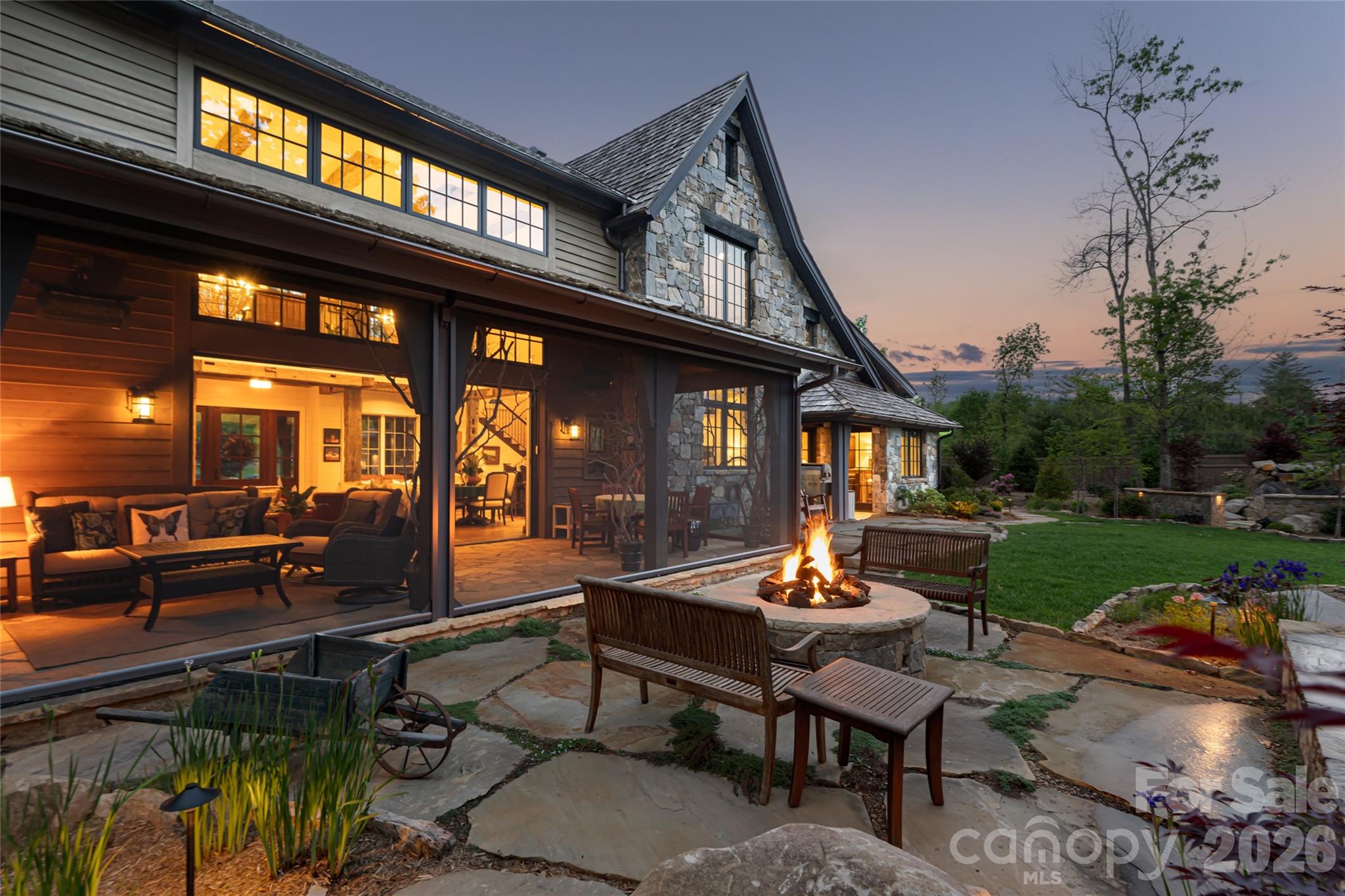 18 Fairsted Drive Asheville NC 28803