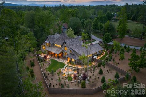 18 Fairsted Drive Asheville NC 28803