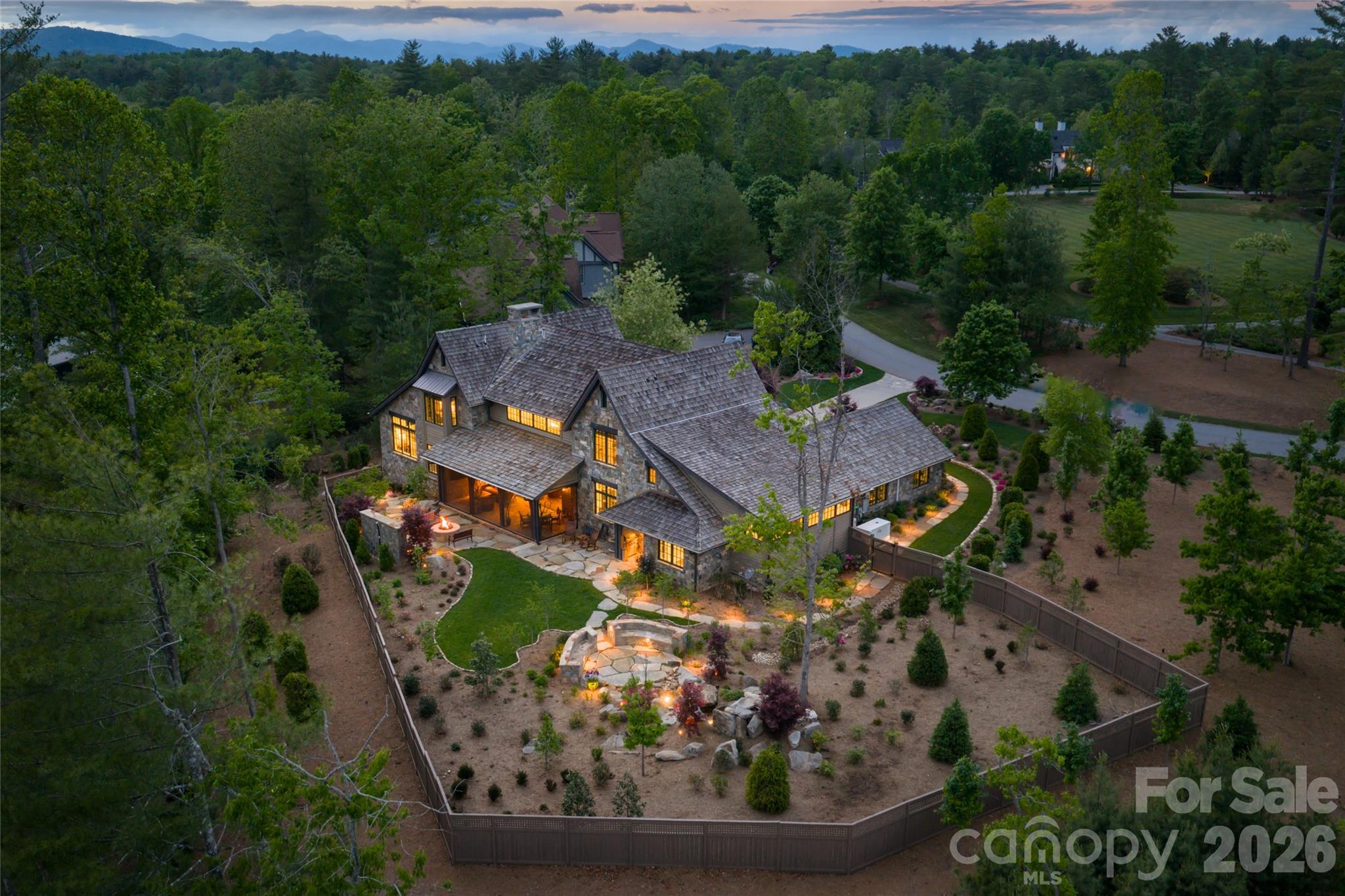 18 Fairsted Drive Asheville NC 28803