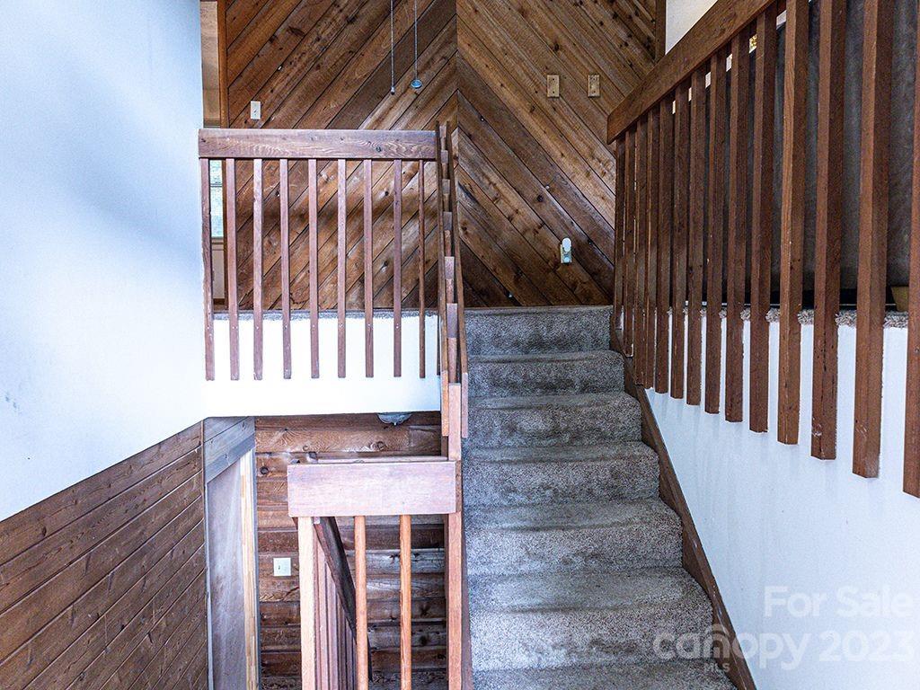 20 East Shore Drive Asheville NC 28805