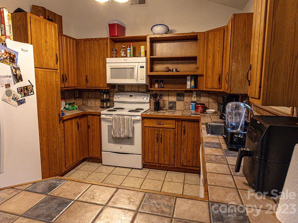 20 East Shore Drive Asheville NC 28805